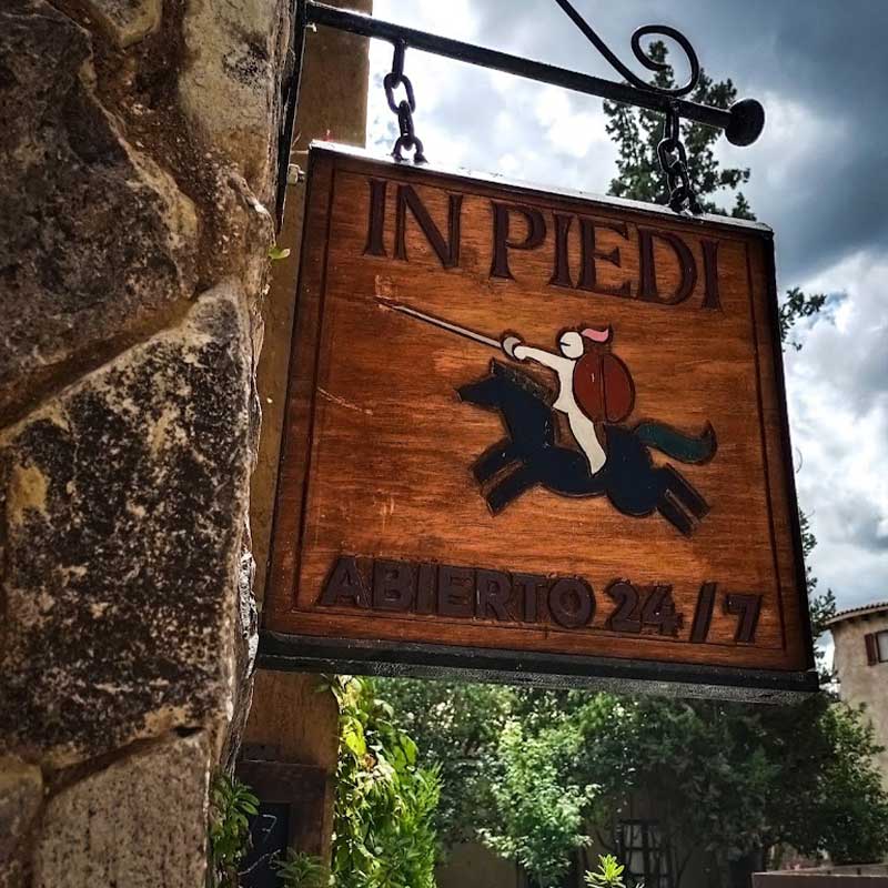 In Piedi 